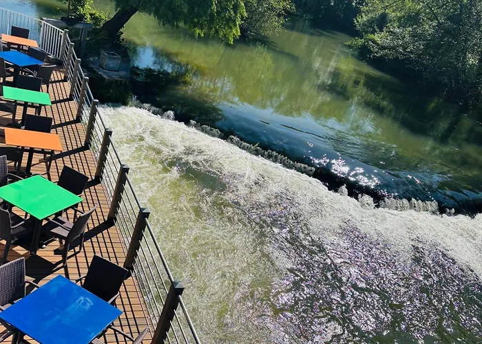 Hotel Le Moulin Neuf *